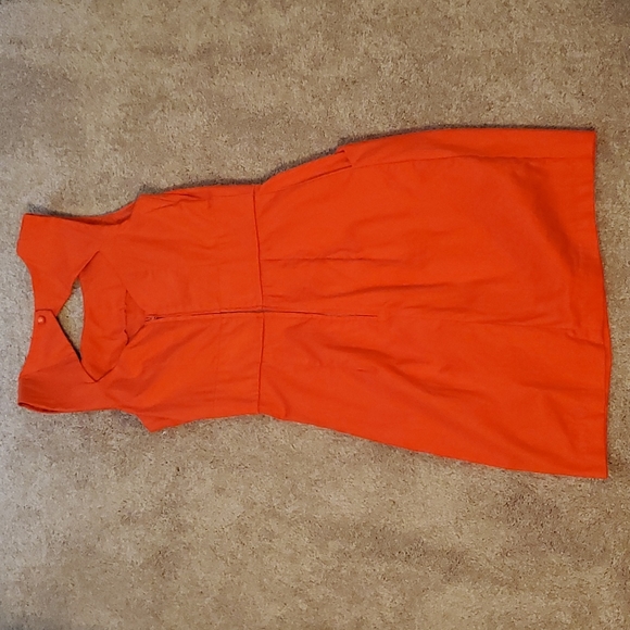 Dress - Picture 3 of 3